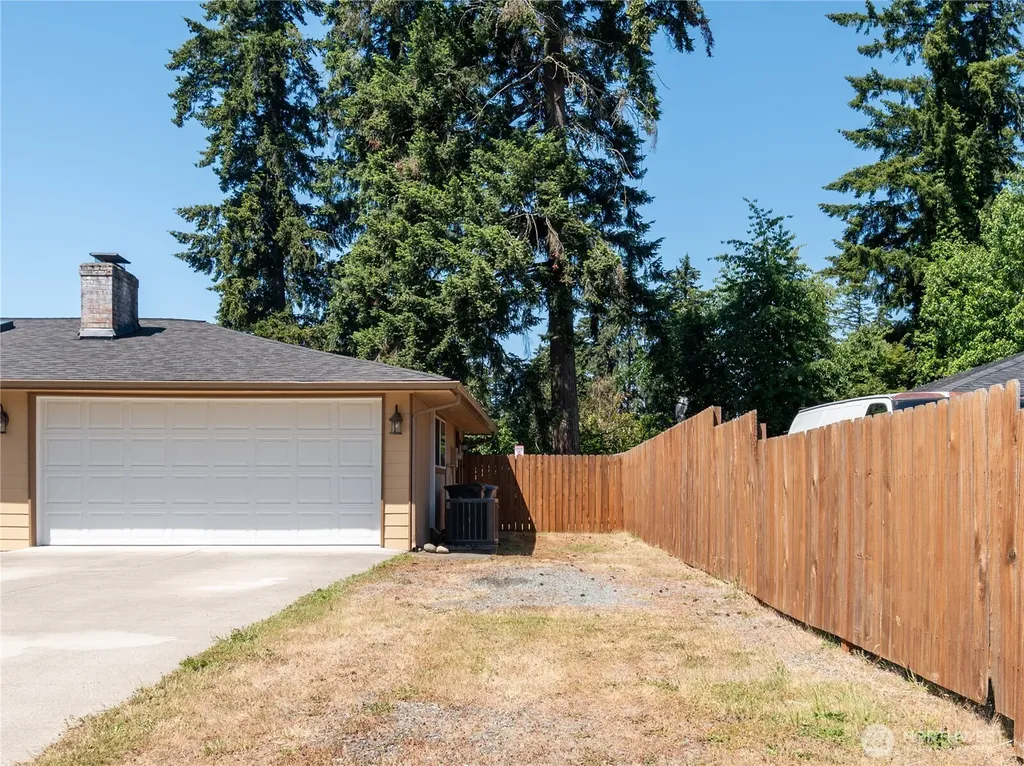 12510 109th Avenue Ct E Puyallup WA 98374