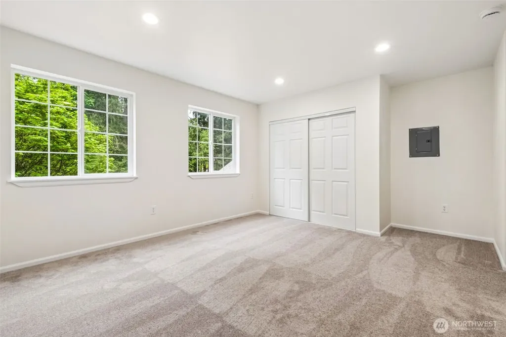 20447 SE 157th Street Renton WA 98059