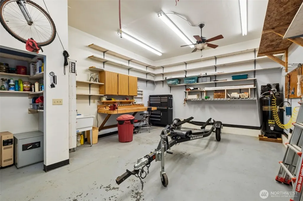 20447 SE 157th Street Renton WA 98059