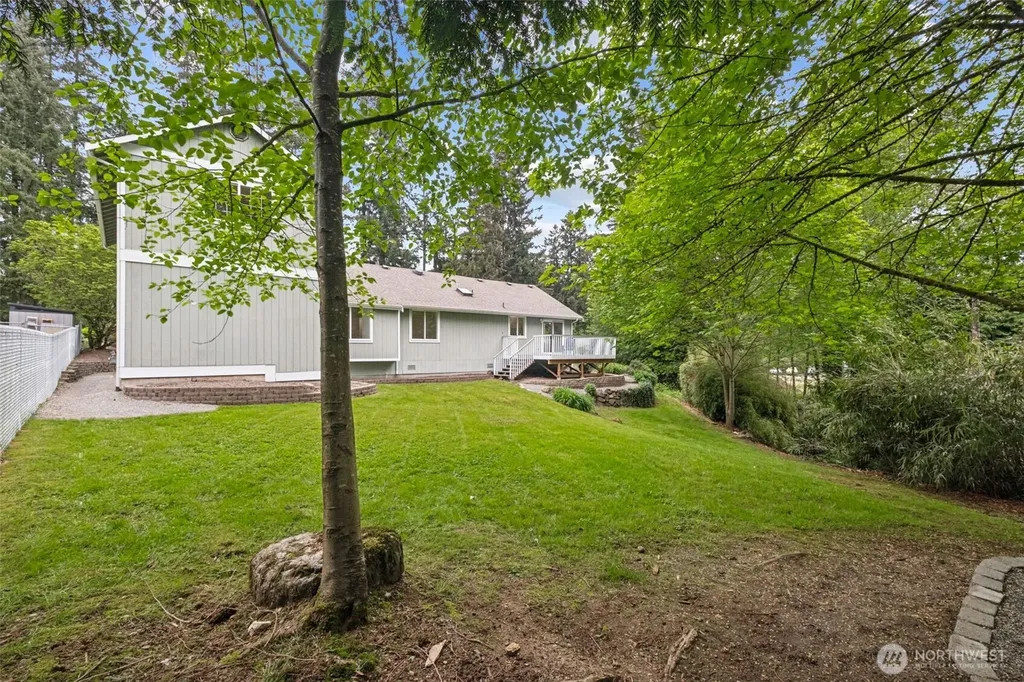 20447 SE 157th Street Renton WA 98059