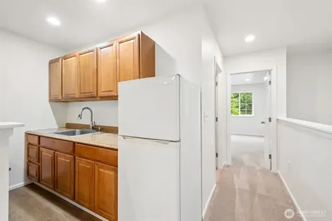 20447 SE 157th Street Renton WA 98059