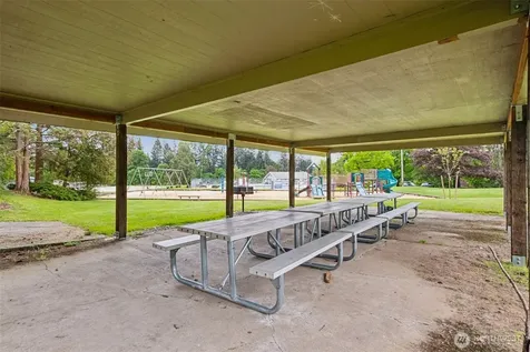 20447 SE 157th Street Renton WA 98059