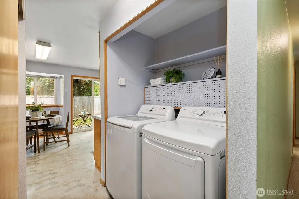 812 California Avenue SE Port Orchard WA 98366