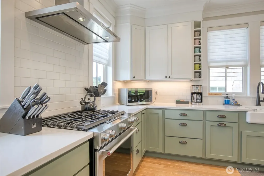 50 Flash Lane Pacific Beach WA 98571