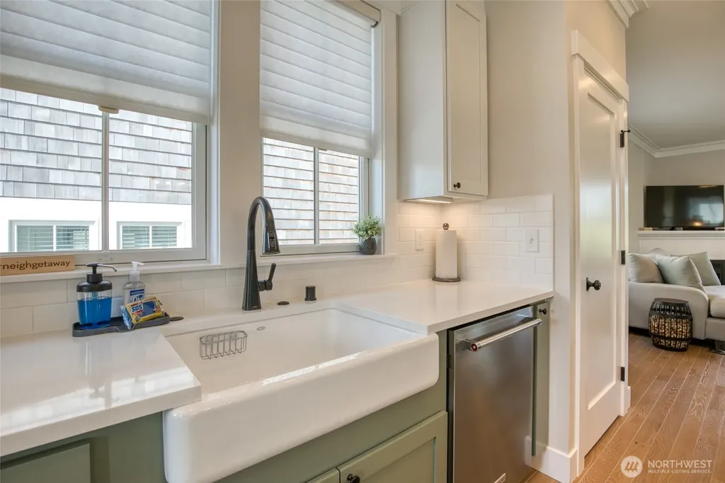 50 Flash Lane Pacific Beach WA 98571