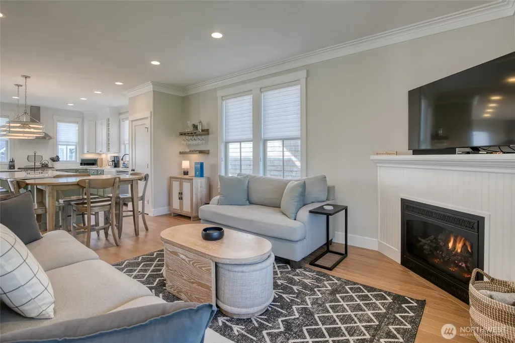 50 Flash Lane Pacific Beach WA 98571