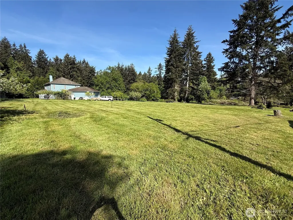 99 SW 116th Street Vashon WA 98070
