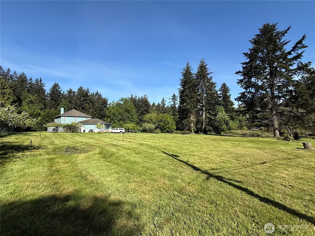 99 SW 116th Street Vashon WA 98070