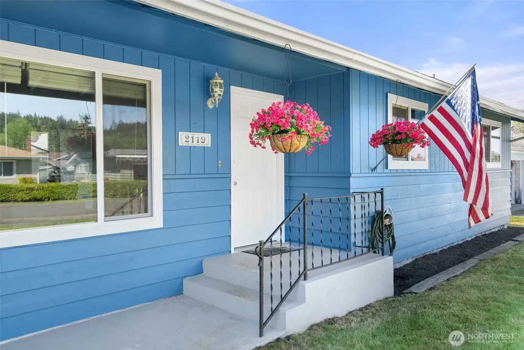2119 SW Olympic Drive Chehalis WA 98532