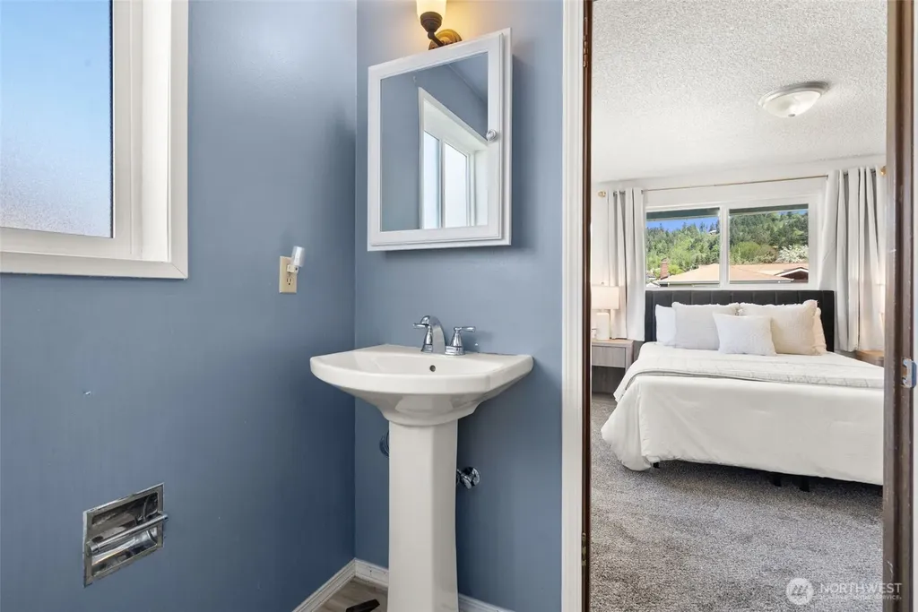 2119 SW Olympic Drive Chehalis WA 98532