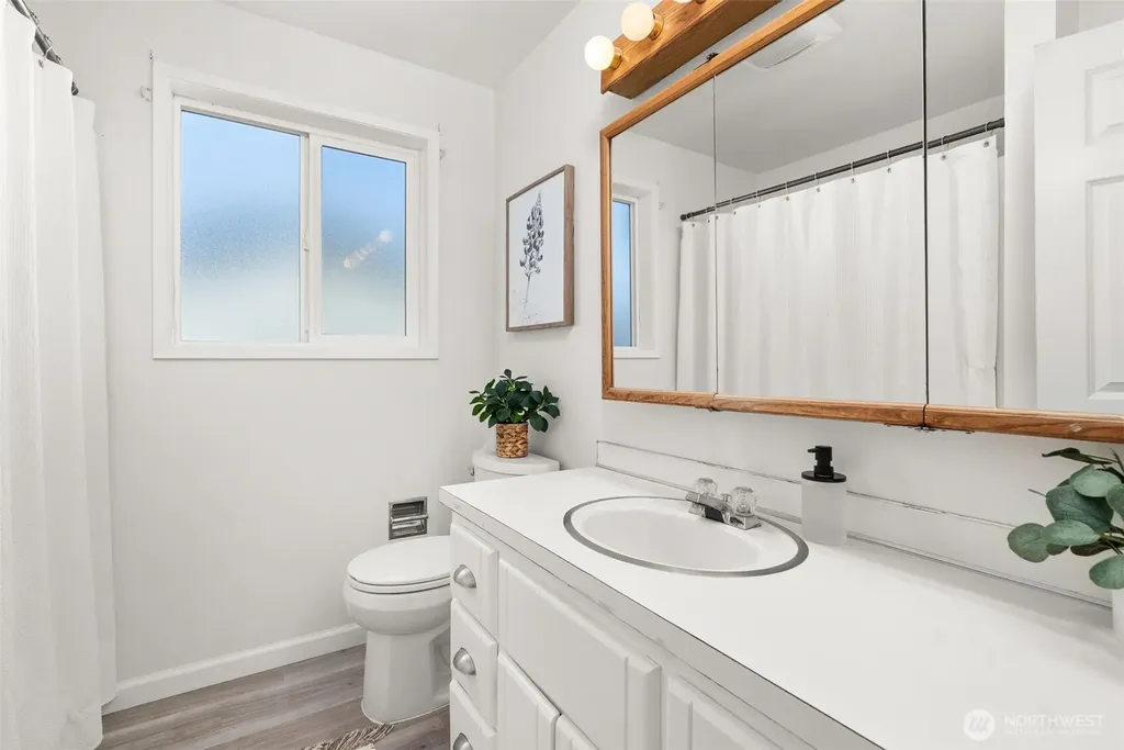 2119 SW Olympic Drive Chehalis WA 98532