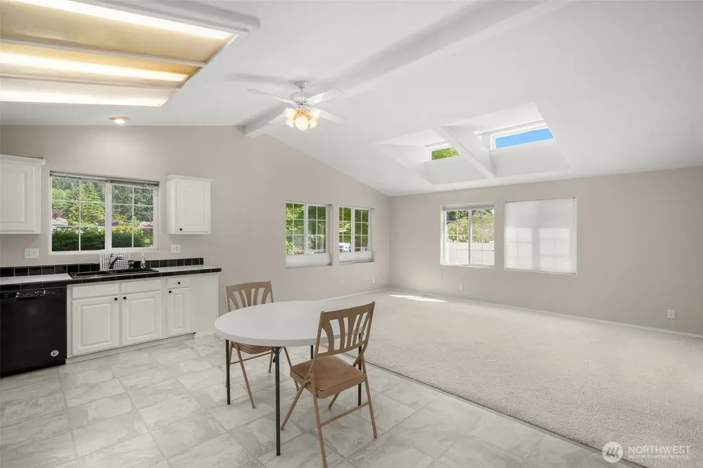 23606 Lake Dr W Bothell WA 98021