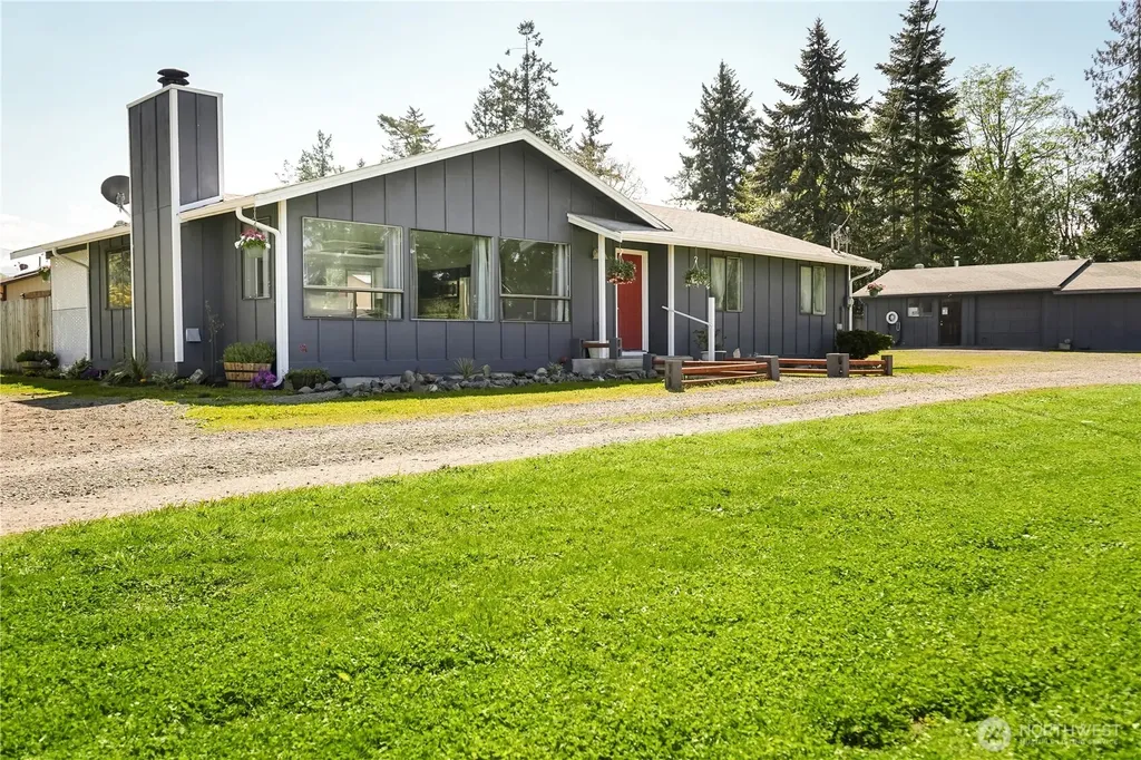 31 Gillis Avenue Sequim WA 98382