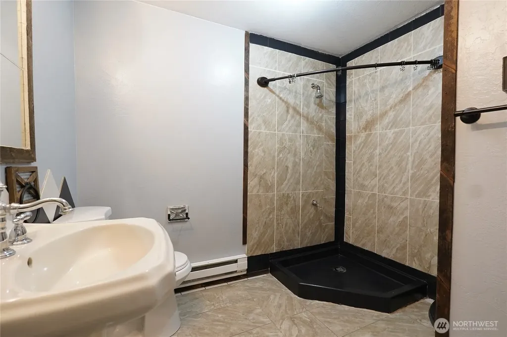 31 Gillis Avenue Sequim WA 98382