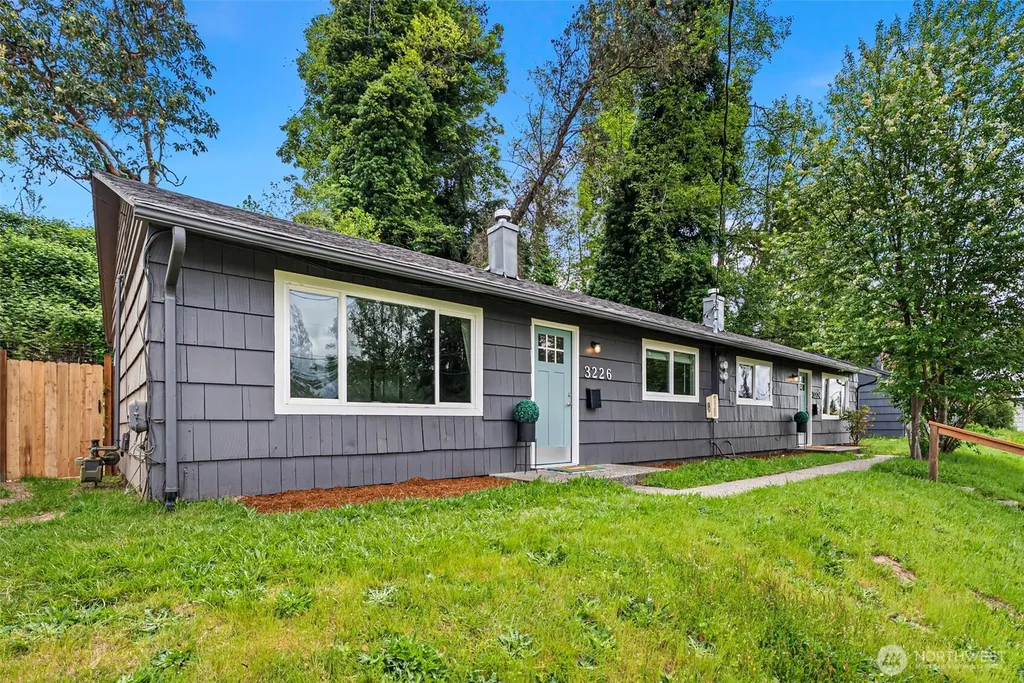 3226 Halverson Avenue Bremerton WA 98310