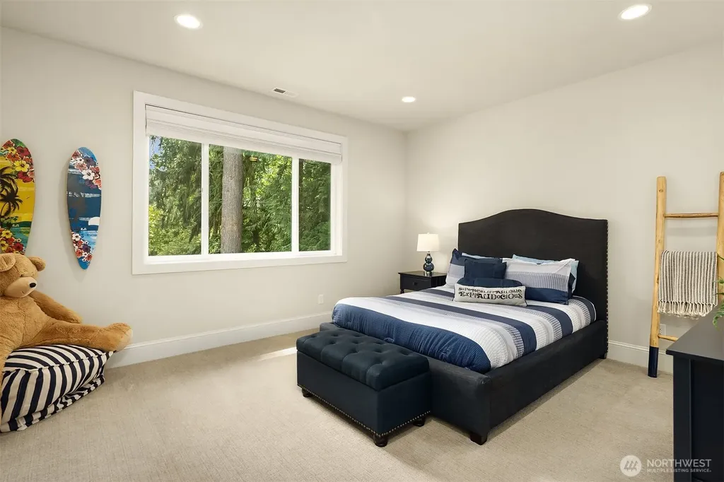 10461 SE 23rd Street Bellevue WA 98004
