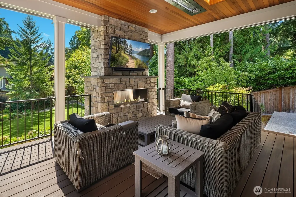 10461 SE 23rd Street Bellevue WA 98004