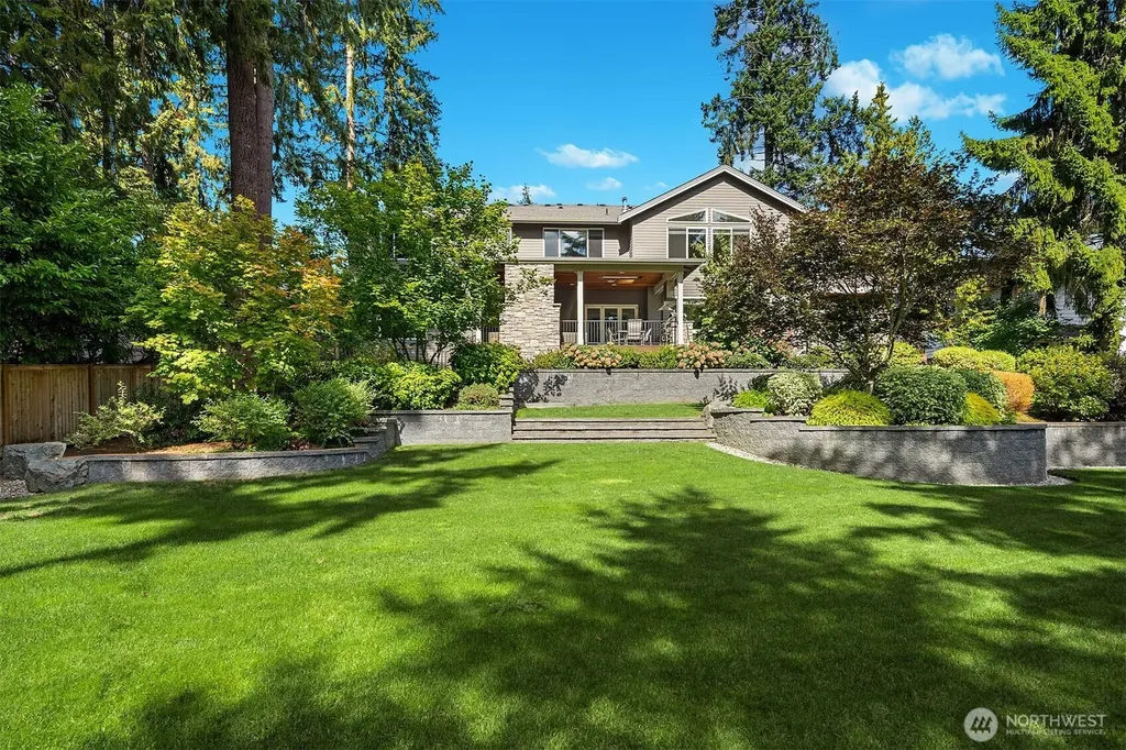 10461 SE 23rd Street Bellevue WA 98004