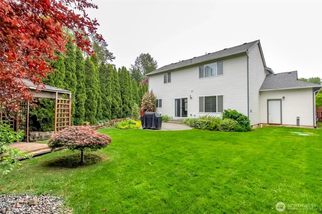 9621 148th Street Ct E Puyallup WA 98375