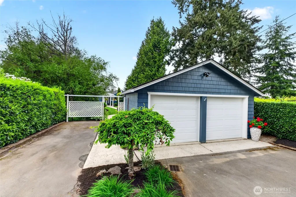 3140 SW 302nd Place Federal Way WA 98023