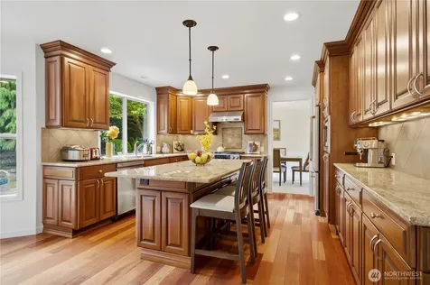 23030 NE 13th Street Sammamish WA 98074