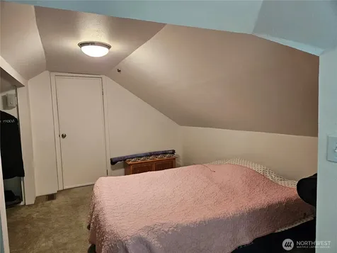 2615 47th Avenue SW Seattle WA 98116