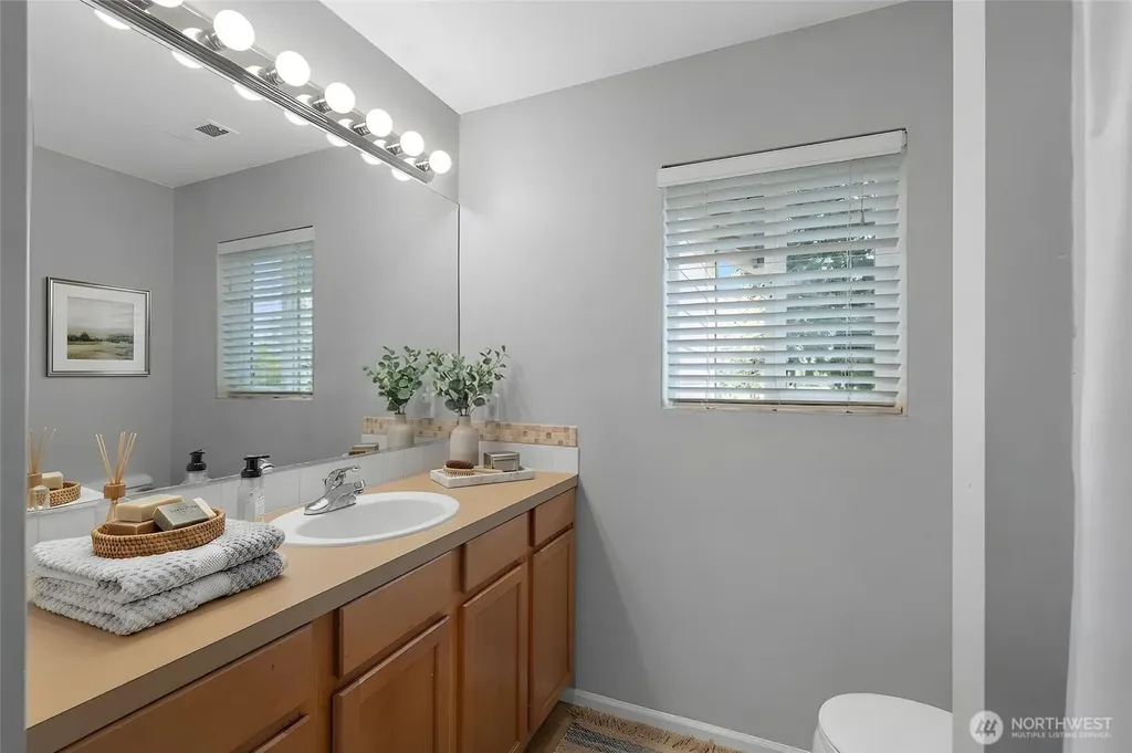 5800 Balustrade Boulevard SE Lacey WA 98513