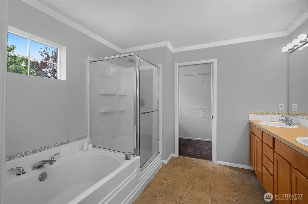 5800 Balustrade Boulevard SE Lacey WA 98513