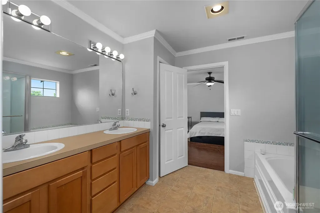 5800 Balustrade Boulevard SE Lacey WA 98513