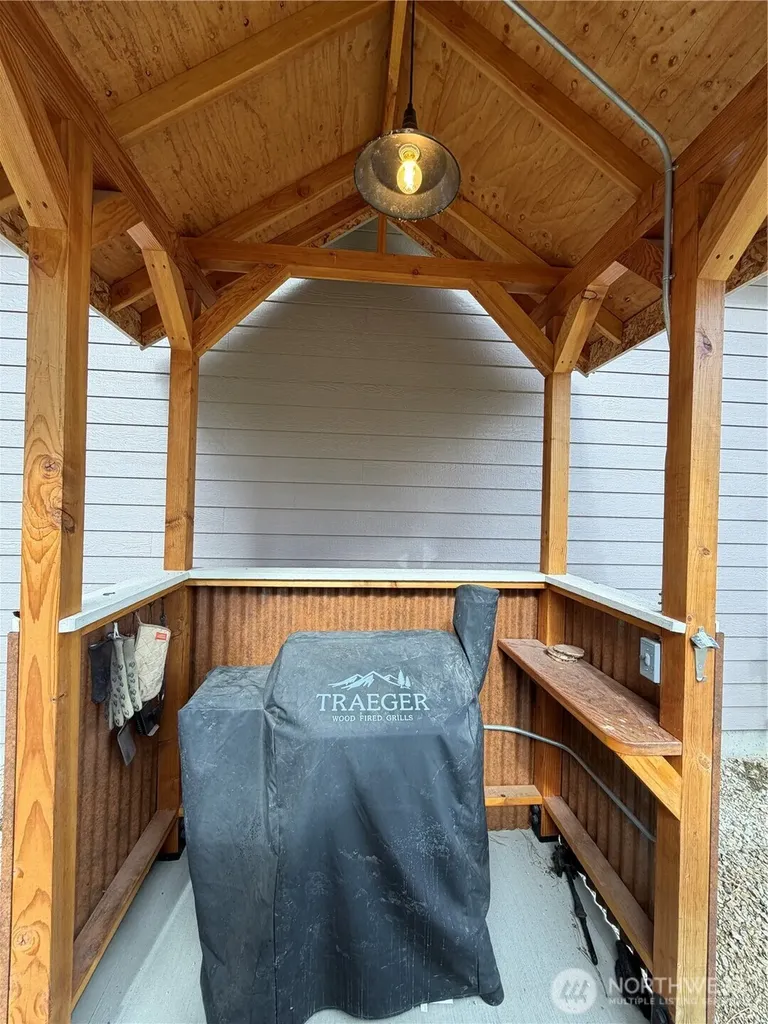 53 Cape Labelle Road Tonasket WA 98855