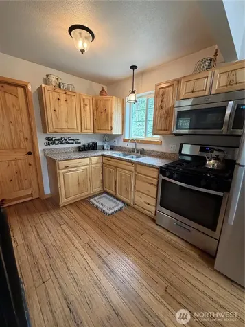 53 Cape Labelle Road Tonasket WA 98855