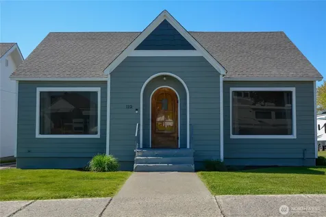 112 E 5th Street Lind WA 99341