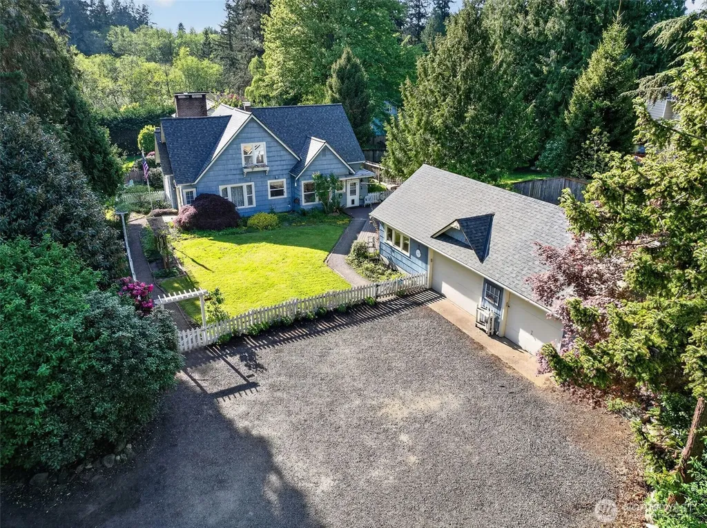6906 NE Carpenter Lane Kingston WA 98346