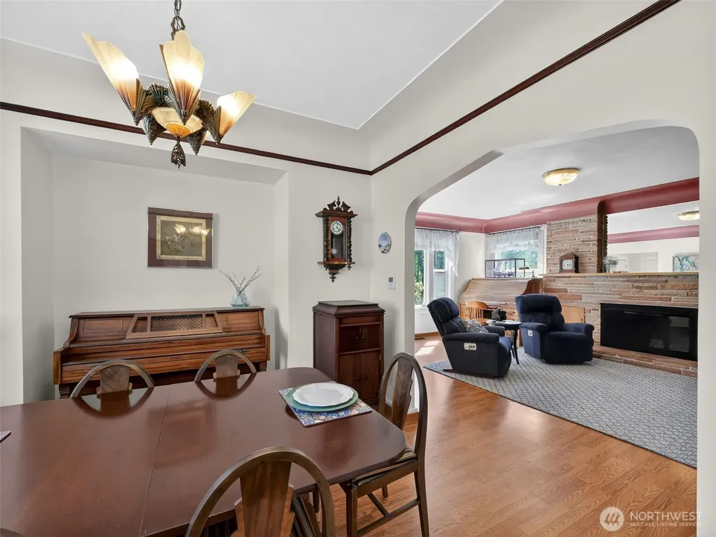 6906 NE Carpenter Lane Kingston WA 98346