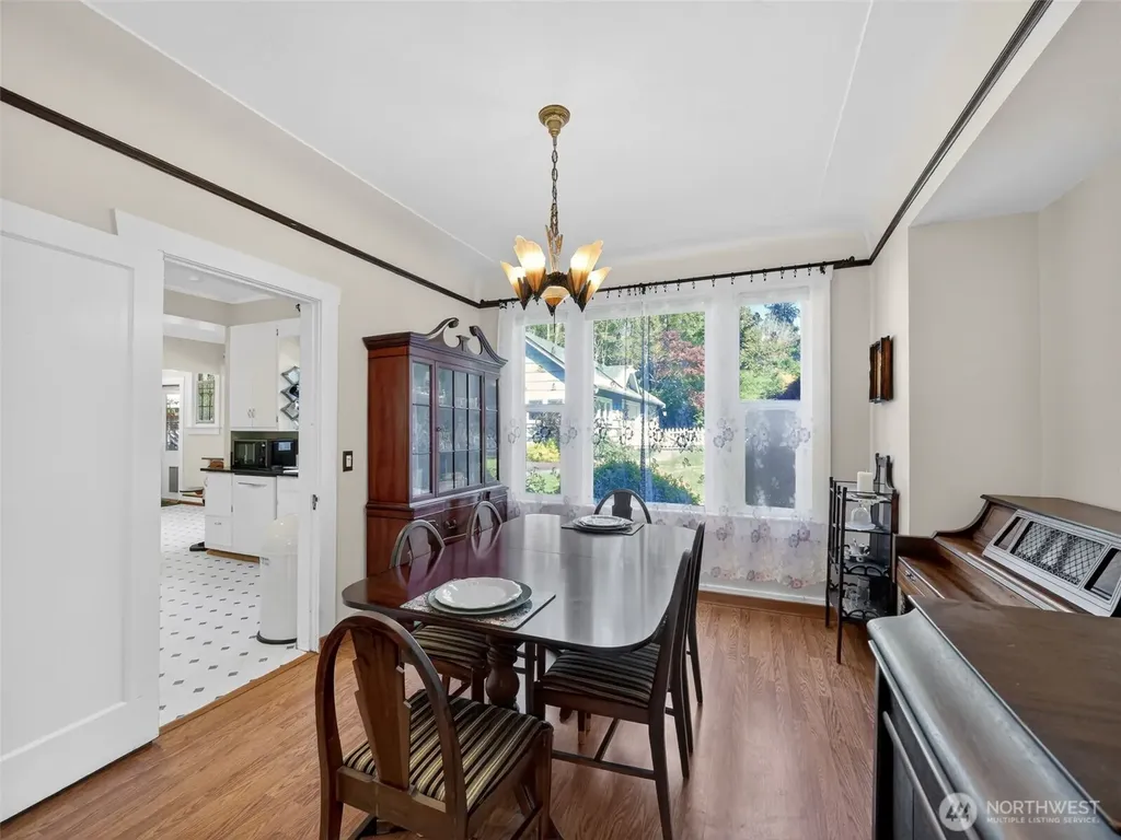 6906 NE Carpenter Lane Kingston WA 98346