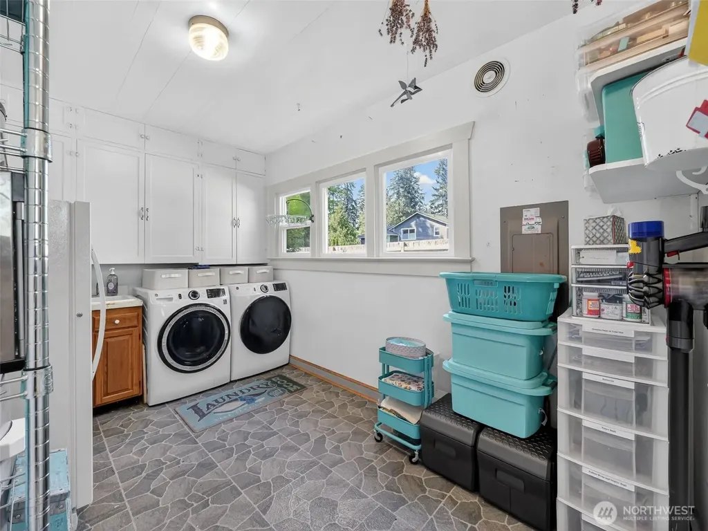 6906 NE Carpenter Lane Kingston WA 98346