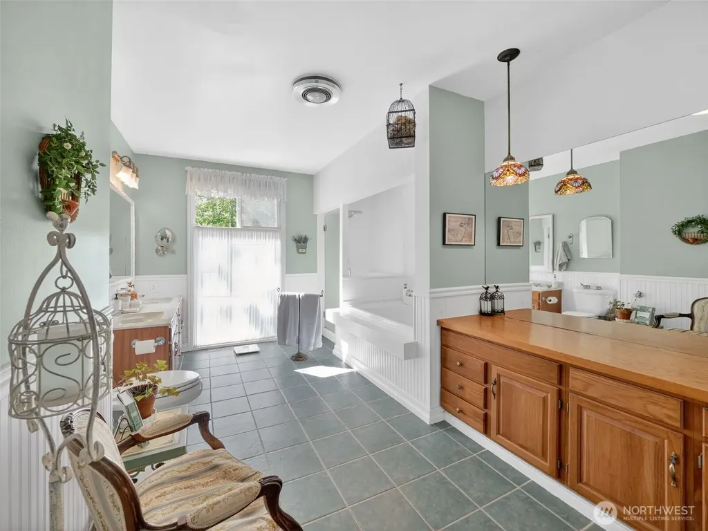 6906 NE Carpenter Lane Kingston WA 98346