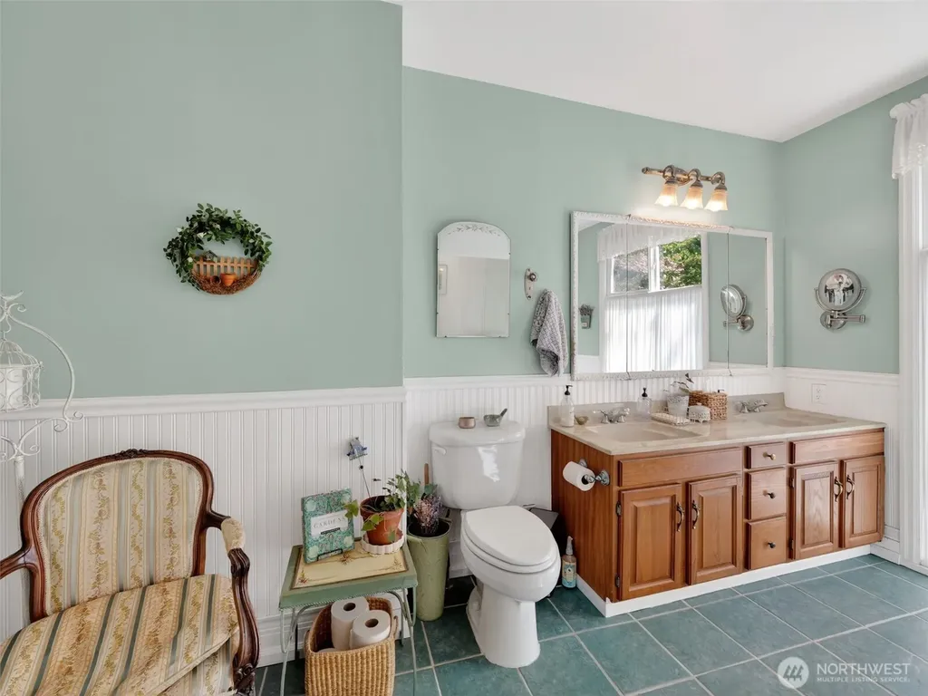 6906 NE Carpenter Lane Kingston WA 98346