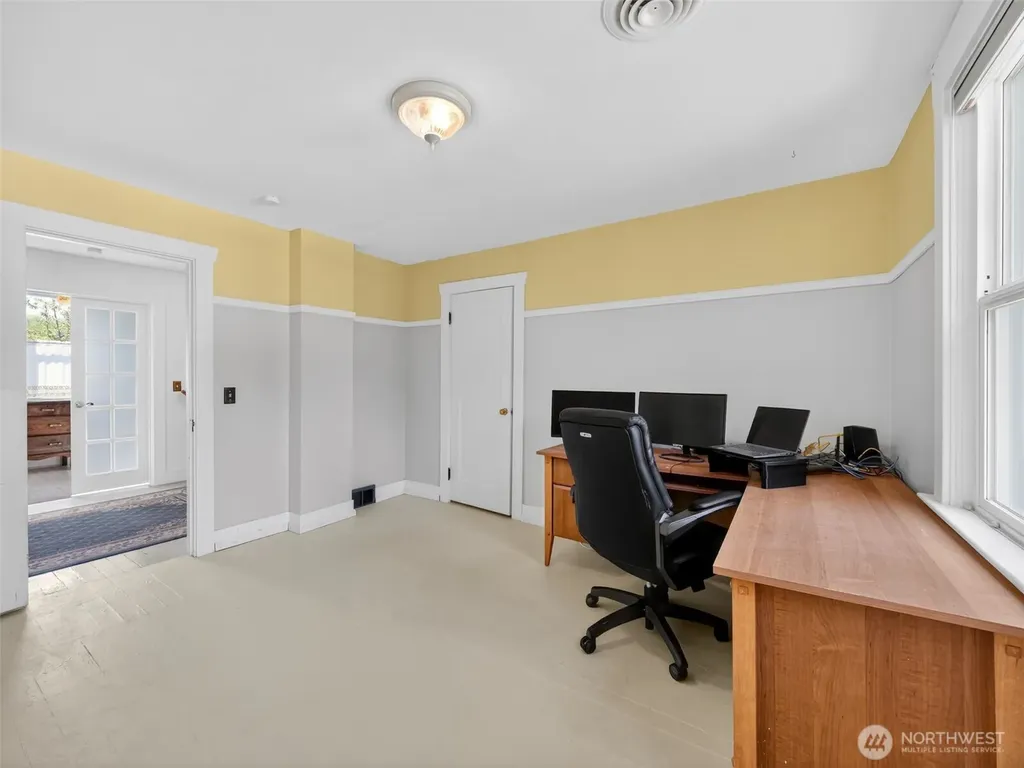 6906 NE Carpenter Lane Kingston WA 98346
