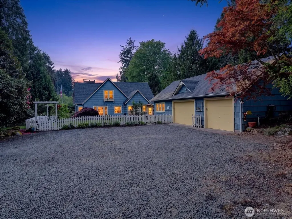 6906 NE Carpenter Lane Kingston WA 98346