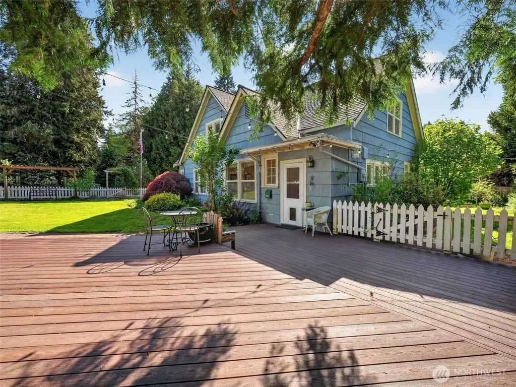 6906 NE Carpenter Lane Kingston WA 98346