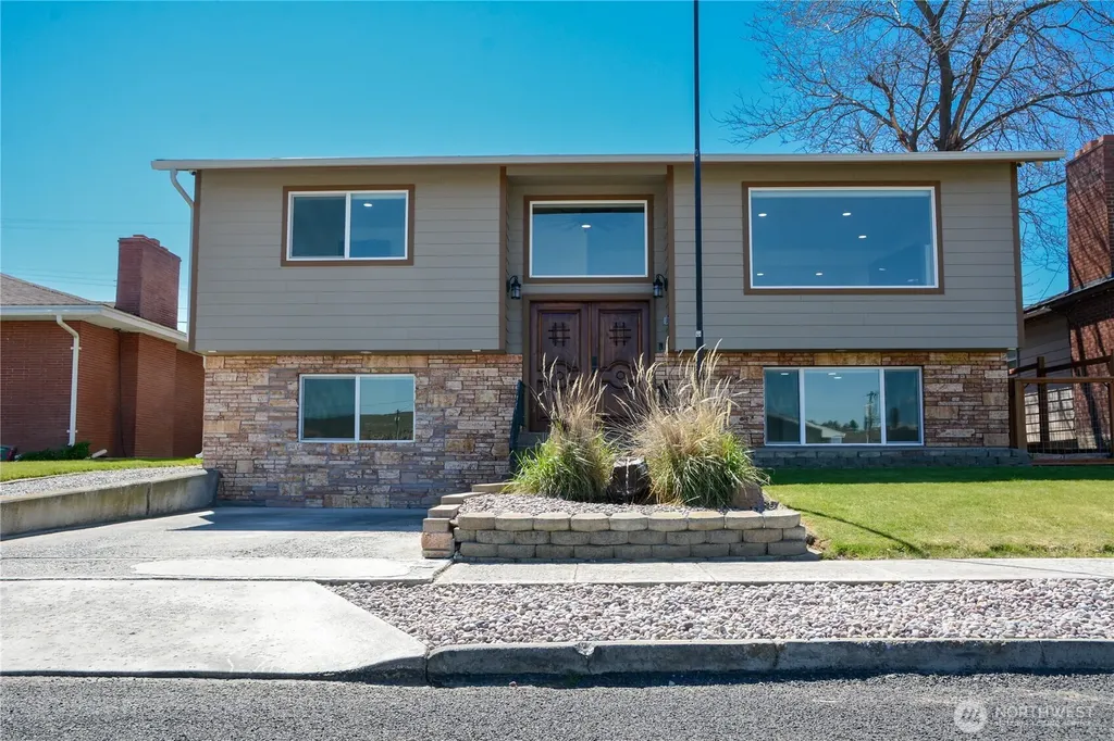 710 E 2nd Avenue Odessa WA 99159