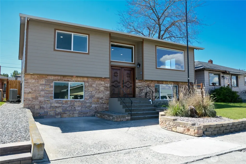 710 E 2nd Avenue Odessa WA 99159
