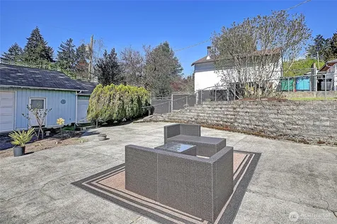 14555 8th Avenue NE Shoreline WA 98155
