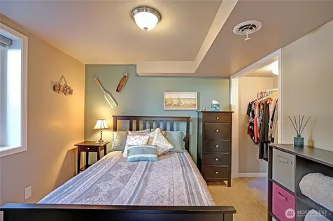 14555 8th Avenue NE Shoreline WA 98155