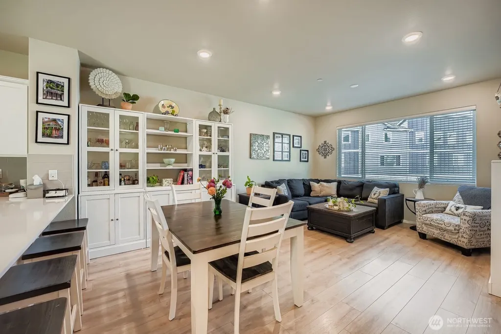 32668 Steamboat Lane Black Diamond WA 98010