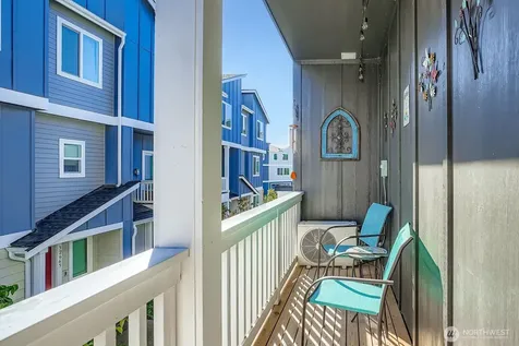 32668 Steamboat Lane Black Diamond WA 98010