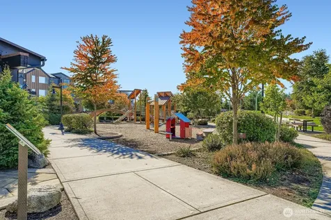 32668 Steamboat Lane Black Diamond WA 98010