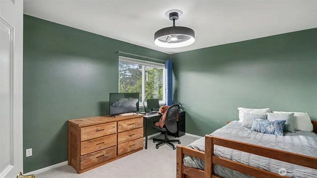 18637 172nd Place SE Renton WA 98058