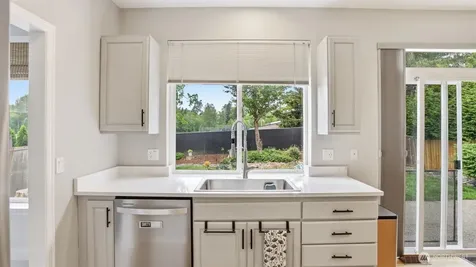 18637 172nd Place SE Renton WA 98058